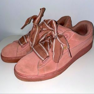 Puma Suede Heart ll sneakers pink womens 10